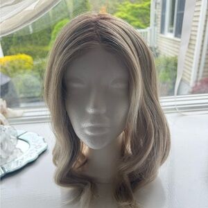 Lux Collection Belle Tress Miu wig